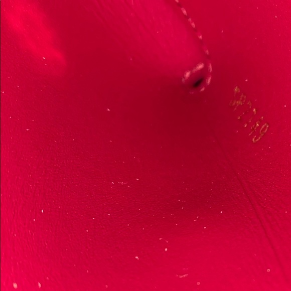 100% AUTHENTIC Louis Vuitton MEDIUM POUCH - Picture 8 of 8